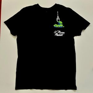 💰4/$25 SALE💰Toy Story- Pizza Planet T-shirt